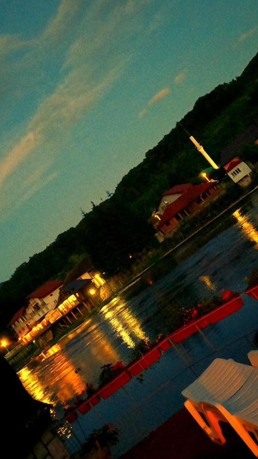 Villa Dino Kulen Vakuf Zewnętrze zdjęcie